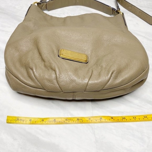 MARC JACOBS Lrg Q Hillier Hobo/Shoulder Purse - Picture 9 of 13
